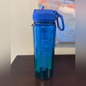 Lululemon Back to Life Clear Bottle 24oz Straw Lid Blue Green Ombre